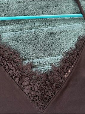 New H&M Black Lace Trim V-Neck Camisole